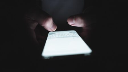 Mesajlaşmada tek harflik karşılıklar: Siz siz olun, bunu sakın yapmayın