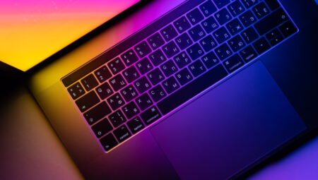 Apple, 600 dolara MacBook satmaya hazırlanıyor
