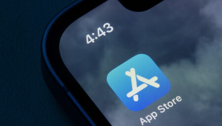 Apple, tanınan flört uygulamalarını App Store’dan sildi