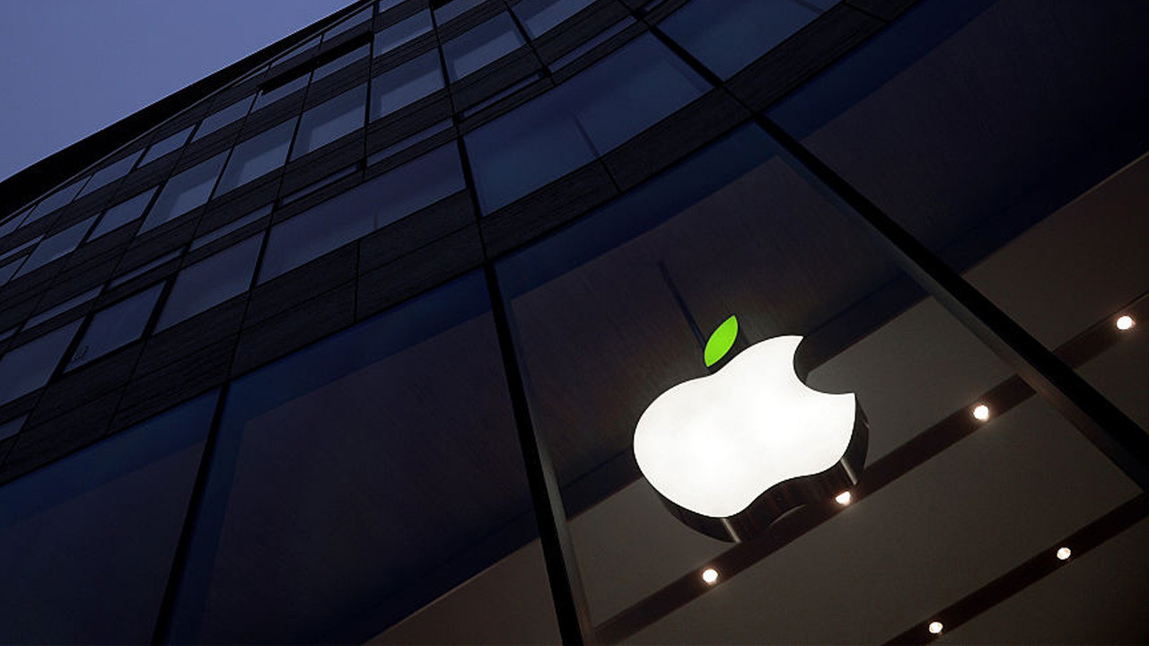 Apple’da bayrak değişimi: Jeff Williams gidiyor, tasarım grubu artık Tim Cook’a bağlı