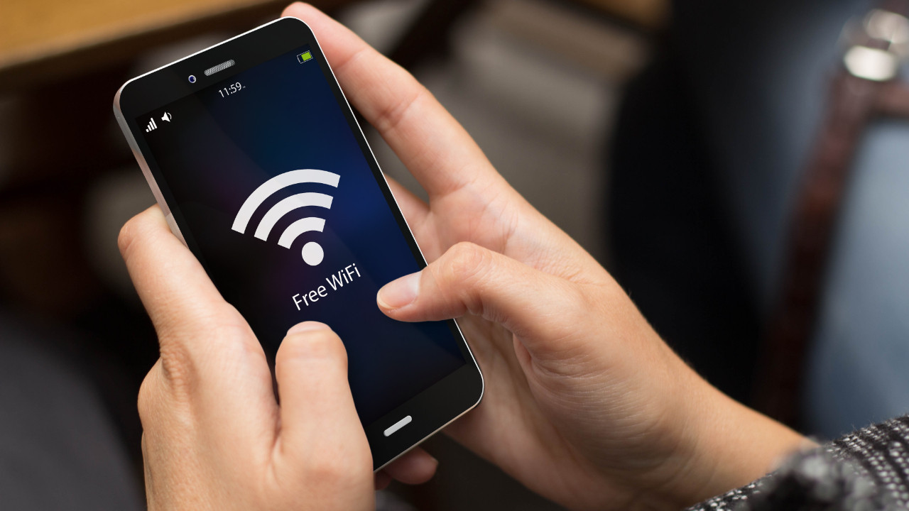 Meskenden çıkarken telefonunuzun Wi-Fi özelliğini neden kapatmalısınız? Güzel sebepleri var
