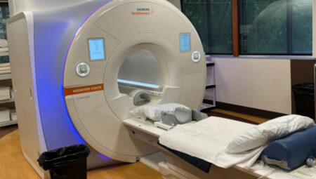 Metal takılar ölümcül olabilir: MRI odasında korkunç olay