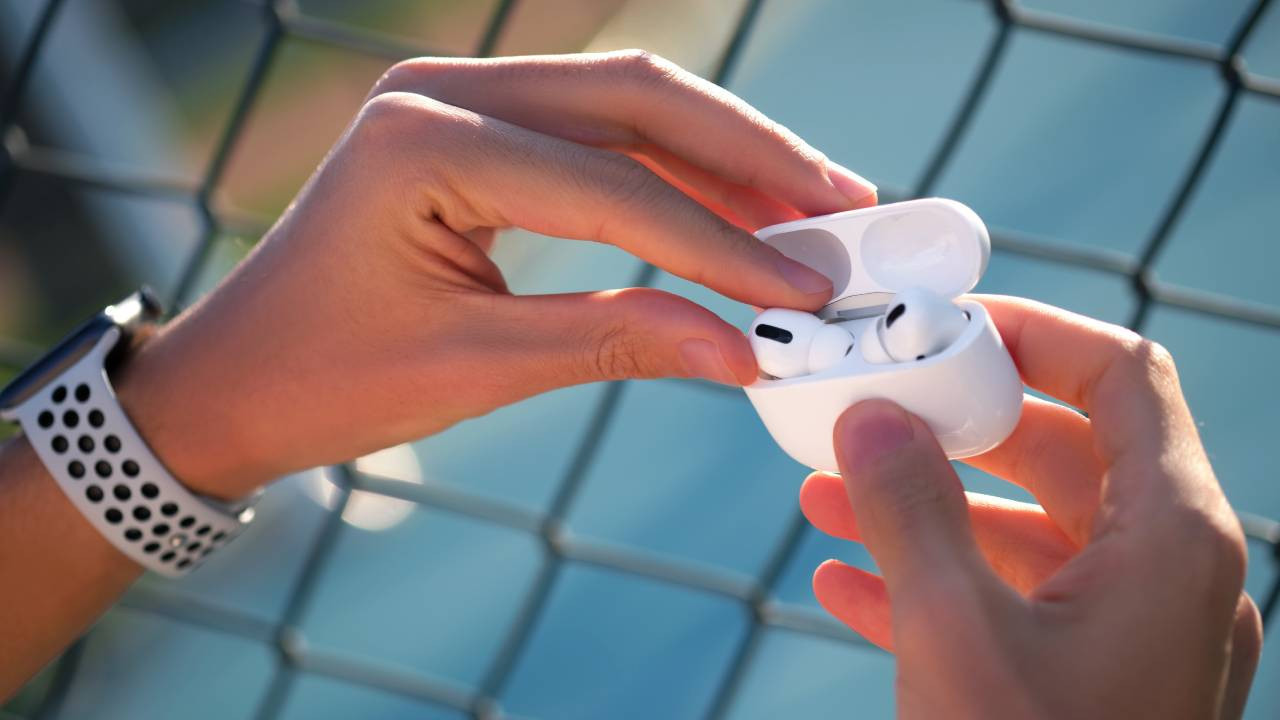 AirPods ile işitme testi yapabilirsiniz: Apple’ın saklı özelliği nasıl kullanılır?