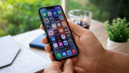 Apple, ezber bozmaya hazırlanıyor: iPhone 18 serisi için büyük kararlar yolda
