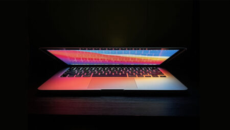 Apple, OLED periyoduna geçiyor: iPad küçük 8 ve MacBook Air için yeni planlar