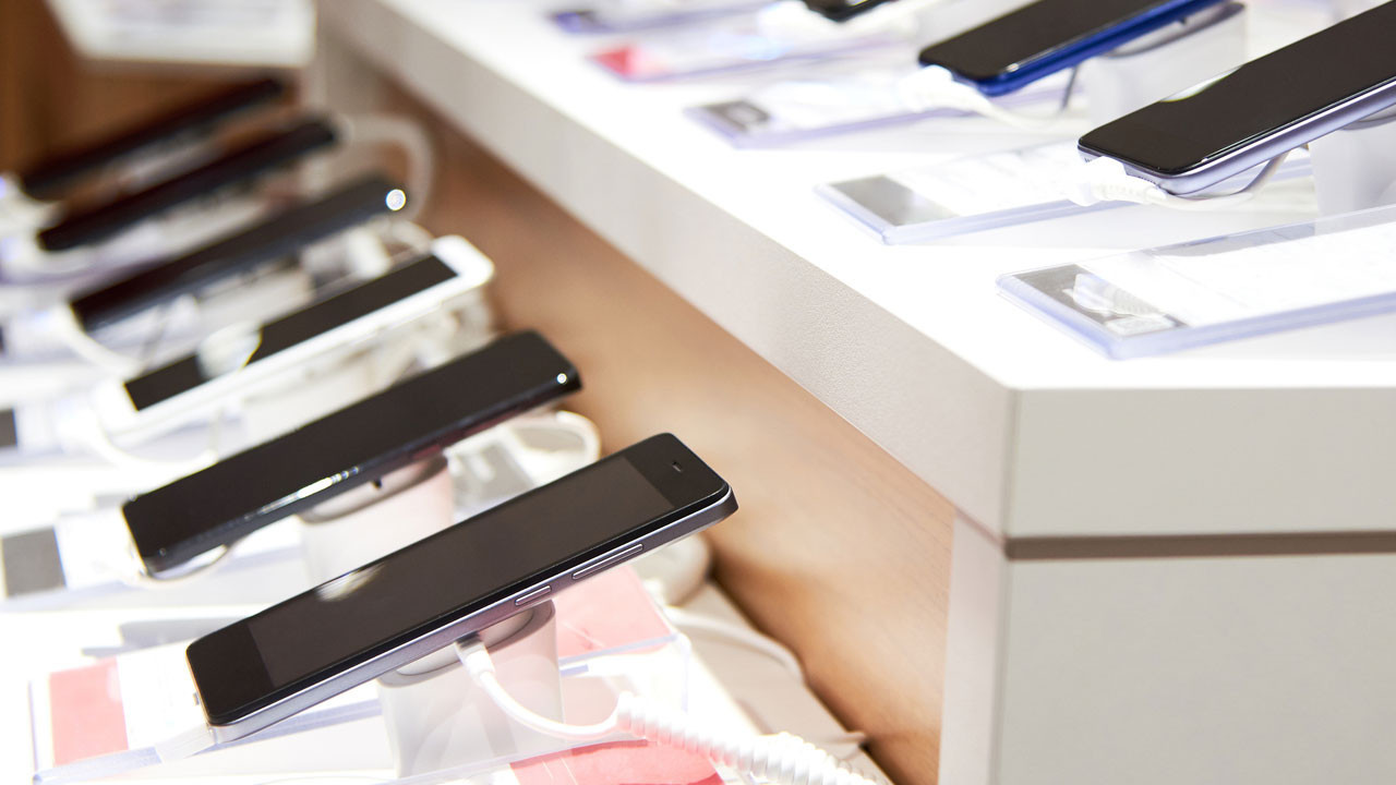 Dünyanın en çok satan telefonları belirli oldu: iPhone’un modellerinden biri tepede