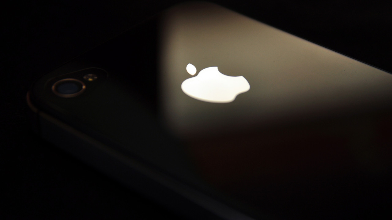 Giriş düzeyi MacBook ile Apple, Windows kullanıcılarını hedefliyor