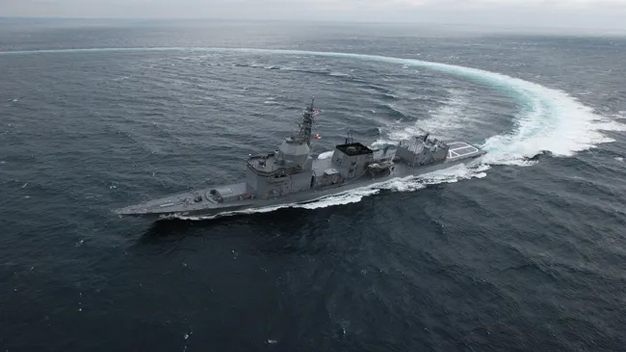 Gökyüzündeki tehditlere lazerli kalkan: Japonya’nın 100 kilovatlık “lazer silahı” denize iniyor