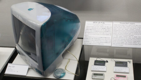 İkonik iMac G3’ün ruhu, MacBook Neo ile geri döndü