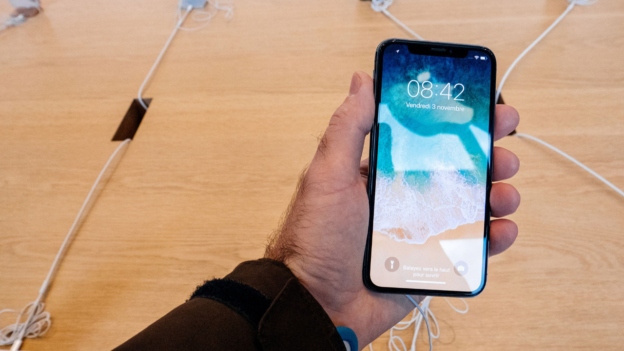iPhone’unuz artık sizi kilit ekranından uyarıyor