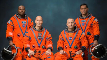 NASA’nın Artemis 3 takımı tartışma yarattı: Neden bayan yok?