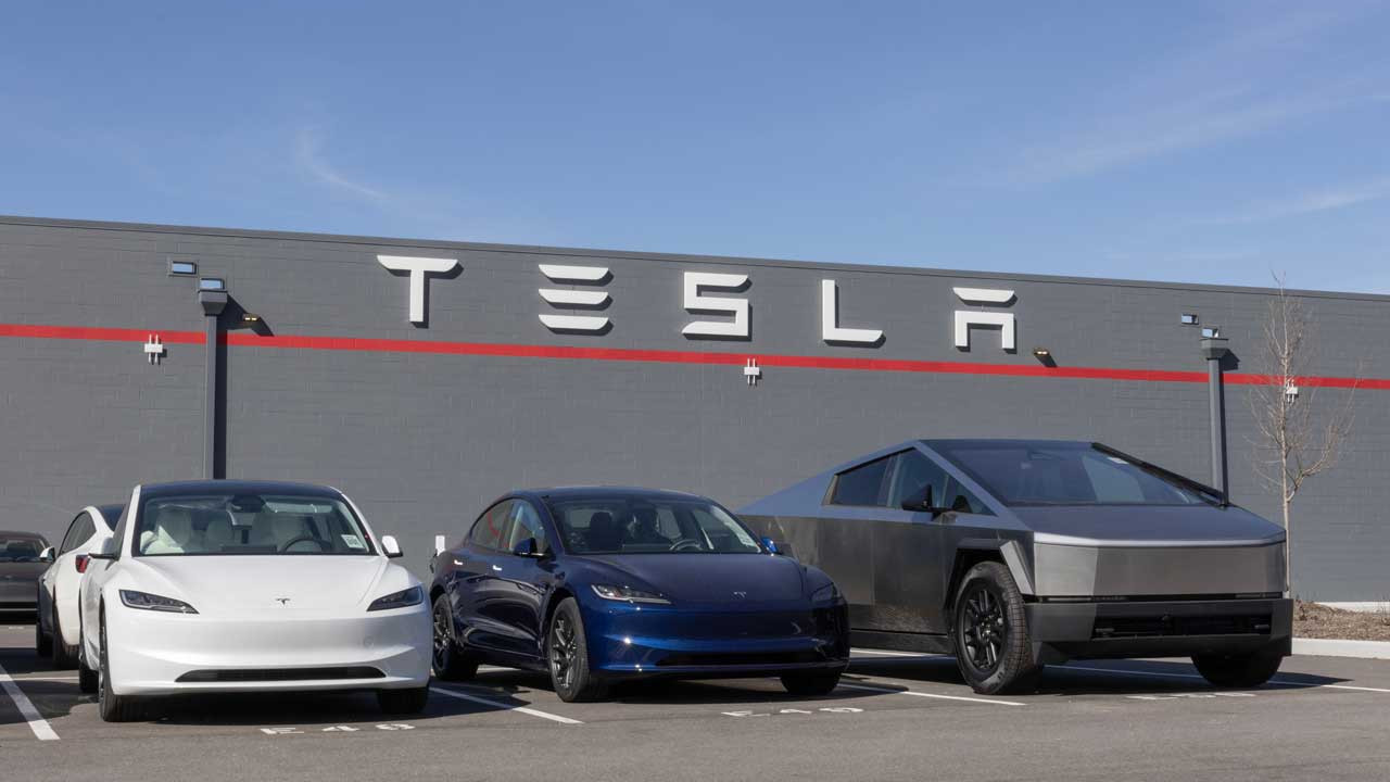 Tesla’nın geleceği araba değil mi? Sayılar diğer bir şey söylüyor