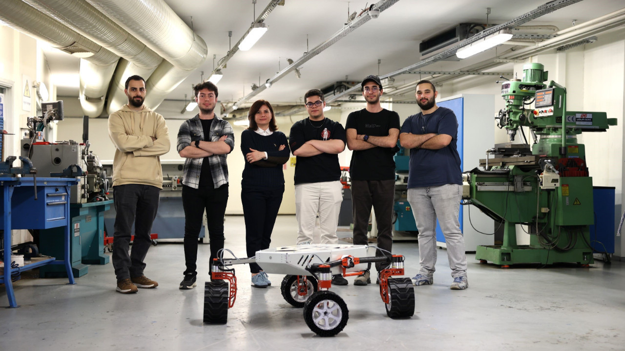 Türkiye’nin yeni uzay kaşifi ECO Rover sahneye çıktı