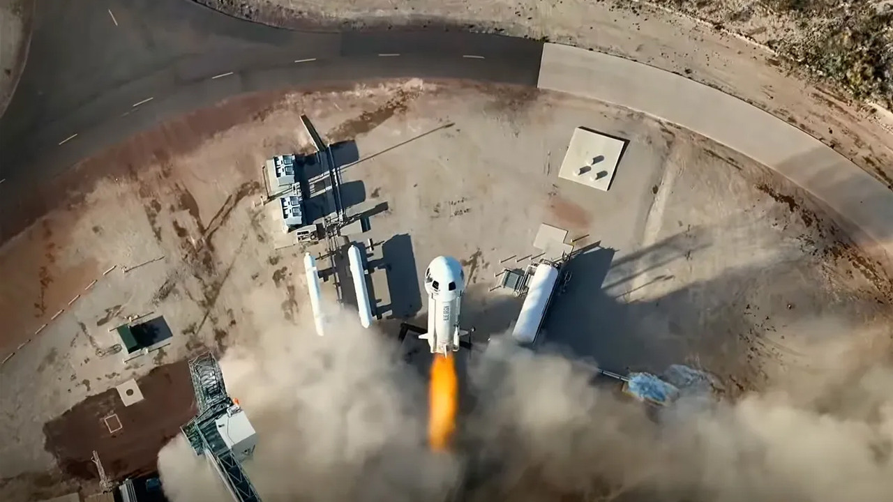 Uzayda bir birinci daha: Ünlü milyarder, NASA’nın yapmadığını yapacak